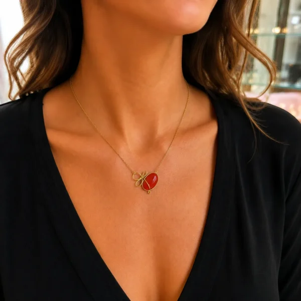 Collier or 18k Cabochon corail qualité extra