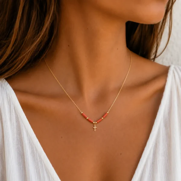 Collier or 18k Croix et corail véritable